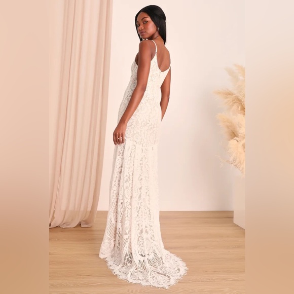 Lulu’s Flynn White Lace Maxi Wedding Dress Size S - Picture 9 of 14